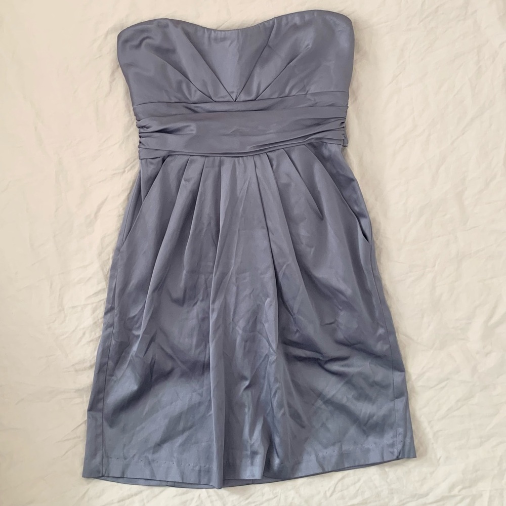 SOLD ◻️ 2/$20 Sakura Mauve strapless dress tie waist *pockets 💜